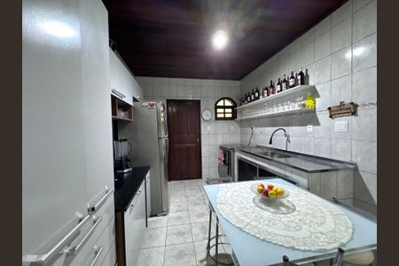 Casa de condomínio à venda com 92m², 2 quartos e 1 vaga Casa de condomínio à venda com 92m², 2 quartos e 1 vagaCozinha