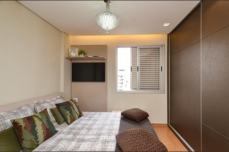 Apartamento à venda com 136m², 2 quartos e 2 vagas Apartamento à venda com 136m², 2 quartos e 2 vagasSuíte