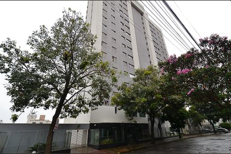 Apartamento à venda com 136m², 2 quartos e 2 vagas Apartamento à venda com 136m², 2 quartos e 2 vagasFachada