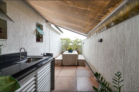 Apartamento à venda com 136m², 2 quartos e 2 vagas Apartamento à venda com 136m², 2 quartos e 2 vagasÁrea de Serviço