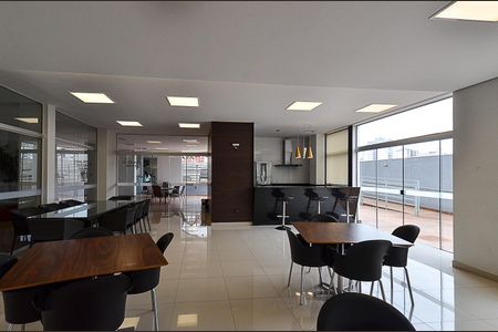 Apartamento à venda com 136m², 2 quartos e 2 vagas Apartamento à venda com 136m², 2 quartos e 2 vagasÁrea comum - Salão de festas