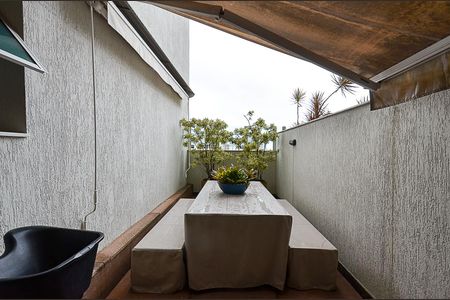 Apartamento à venda com 136m², 2 quartos e 2 vagas Apartamento à venda com 136m², 2 quartos e 2 vagasÁrea Privativa