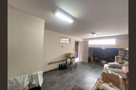 Casa à venda com 109m², 2 quartos e 1 vaga Casa à venda com 109m², 2 quartos e 1 vagaSalão de Festas
