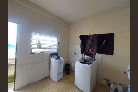 Casa à venda com 109m², 2 quartos e 1 vaga Casa à venda com 109m², 2 quartos e 1 vagaÁrea comum