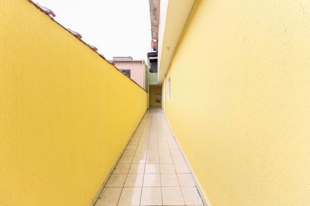 Casa para alugar com 180m², 2 quartos e 1 vagaCorredor Externo