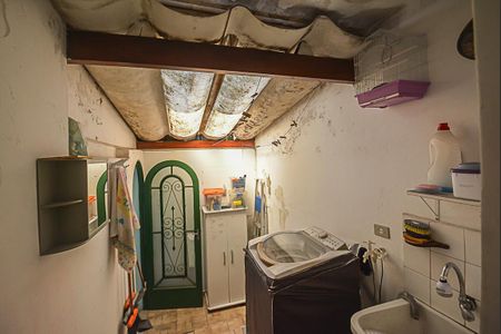 Casa à venda com 128m², 2 quartos e 2 vagas Casa à venda com 128m², 2 quartos e 2 vagasÁrea de Serviço