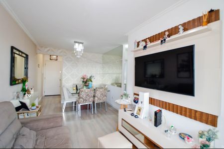 Sala de apartamento para alugar com 2 quartos, 60m² em Jd. Sao Judas Tadeu, Guarulhos