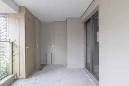 Apartamento à venda com 220m², 3 quartos e 3 vagasVaranda gourmet