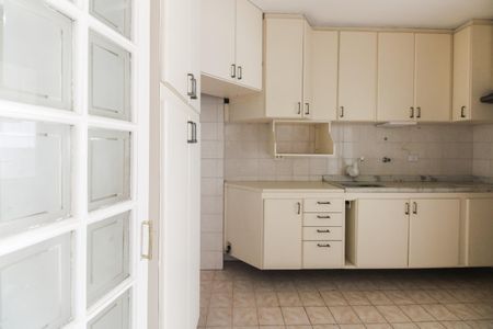 Apartamento para alugar com 66m², 2 quartos e 1 vagaCozinha 