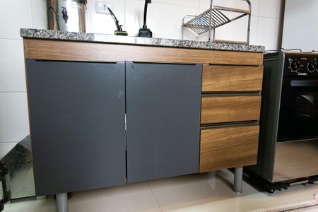 Cozinha de apartamento para alugar com 2 quartos, 37m² em Vila Sao Geraldo, São Paulo