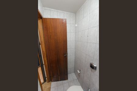 Casa para alugar com 166m², 3 quartos e 2 vagas Casa para alugar com 166m², 3 quartos e 2 vagasBanheiro de serviço