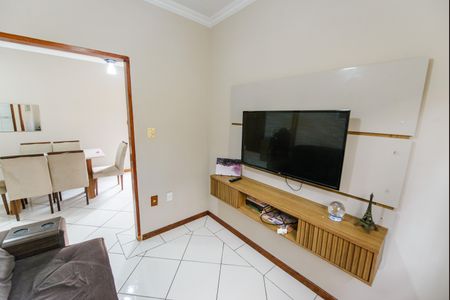 Casa para alugar com 166m², 3 quartos e 2 vagas Casa para alugar com 166m², 3 quartos e 2 vagasSala de TV