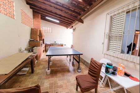 Casa para alugar com 166m², 3 quartos e 2 vagas Casa para alugar com 166m², 3 quartos e 2 vagasQuintal