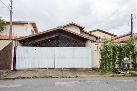 Casa para alugar com 166m², 3 quartos e 2 vagas Casa para alugar com 166m², 3 quartos e 2 vagasFachada da Casa