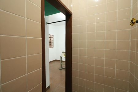Casa para alugar com 154m², 3 quartos e 2 vagasBanheiro da Suíte
