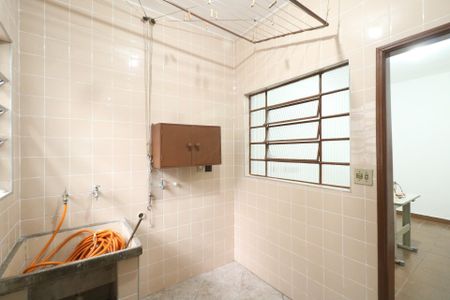 Casa para alugar com 154m², 3 quartos e 2 vagasÁrea de Serviço