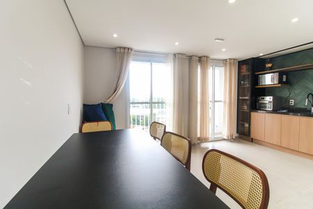 Apartamento para alugar com 35m², 2 quartos e sem vagaÁrea comum - Salão de festas