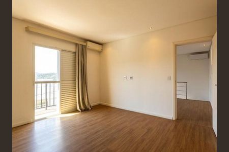 Casa de condomínio à venda com 245m², 3 quartos e 4 vagasQuarto