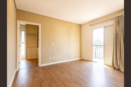 Quarto de casa de condomínio à venda com 3 quartos, 245m² em Parque Sinai, Santana de Parnaíba