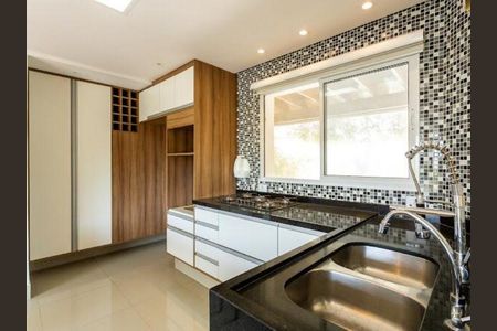 Casa de condomínio à venda com 245m², 3 quartos e 4 vagasCozinha