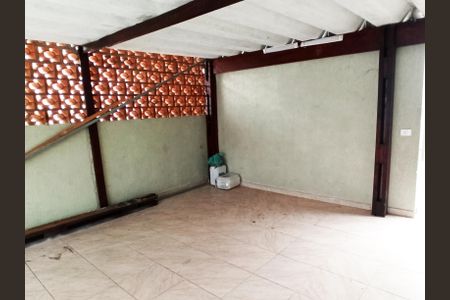 Casa para alugar com 60m², 2 quartos e 1 vaga Casa para alugar com 60m², 2 quartos e 1 vagaGaragem