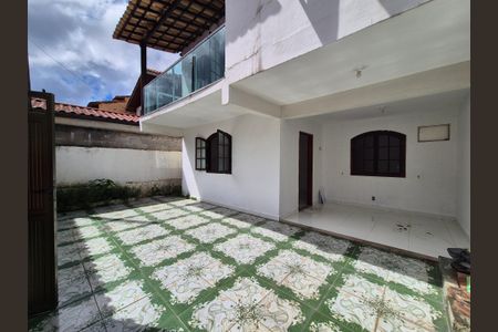 Casa de condomínio para alugar com 136m², 4 quartos e sem vagaÁrea externa 