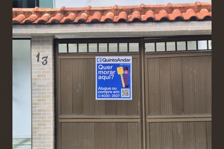 Casa de condomínio para alugar com 136m², 4 quartos e sem vagaPlaca 