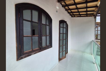 Casa de condomínio para alugar com 136m², 4 quartos e sem vagaVaranda 