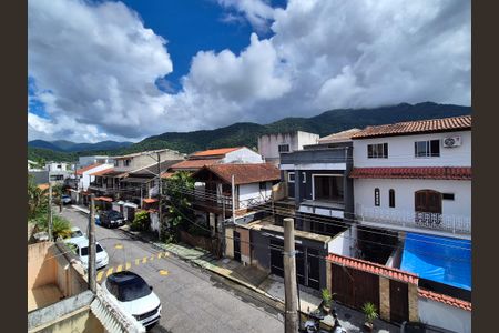 Casa de condomínio para alugar com 136m², 4 quartos e sem vagaVista 