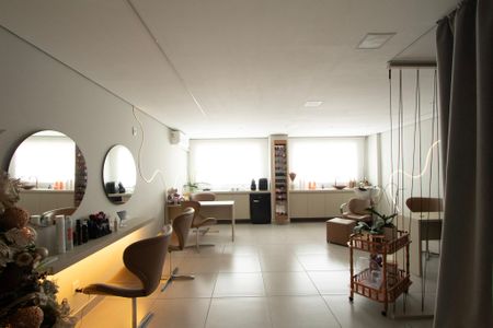 Apartamento para alugar com 57m², 1 quarto e 2 vagasÁrea comum - Salão