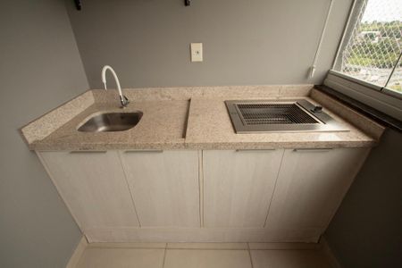 Apartamento para alugar com 57m², 1 quarto e 2 vagasVaranda Quarto 