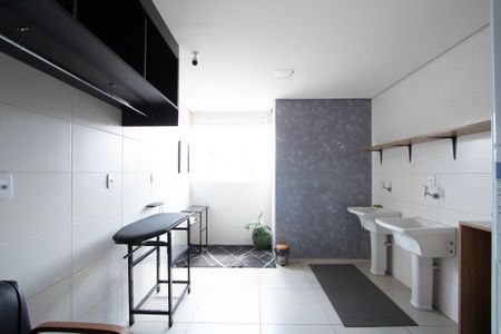 Apartamento para alugar com 57m², 1 quarto e 2 vagasÁrea comum - Lavanderia