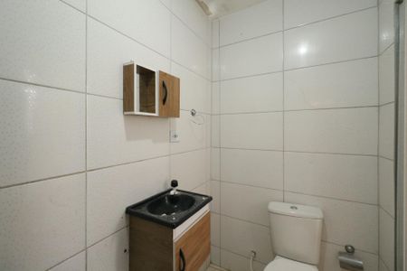Banheiro de casa para alugar com 1 quarto, 30m² em Eldorado, Diadema