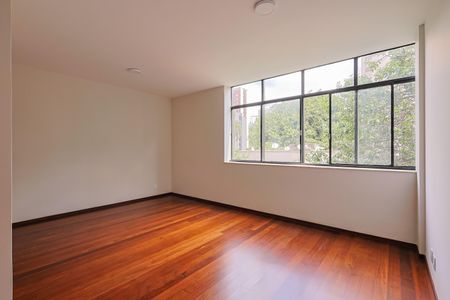 Apartamento à venda com 3 quartos, 95m² em Sion, Belo Horizonte