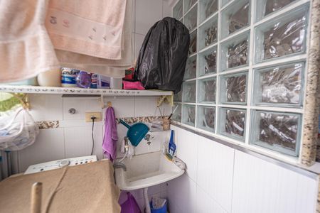 Apartamento para alugar com 52m², 2 quartos e 1 vagaÁrea de Serviço