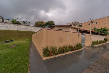 Apartamento para alugar com 52m², 2 quartos e 1 vagaÁrea comum - Salão de festas