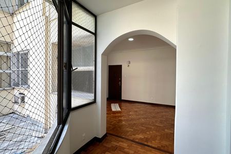 Apartamento para alugar com 3 quartos, 120m² em Copacabana, Rio de Janeiro