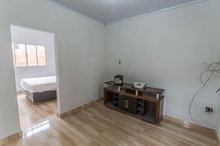 Sala de casa para alugar com 1 quarto, 50m² em Santa Efigênia, Belo Horizonte