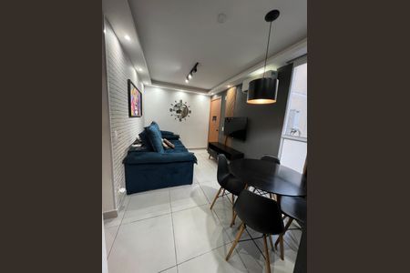 Apartamento para alugar com 41m², 2 quartos e 1 vaga Apartamento para alugar com 41m², 2 quartos e 1 vagaSala
