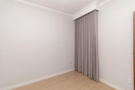 Apartamento à venda com 92m², 3 quartos e 2 vagasQuarto 2