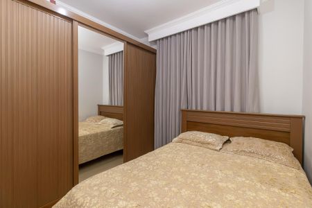 Apartamento à venda com 92m², 3 quartos e 2 vagasQuarto 3