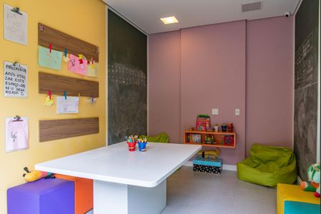 Studio à venda com 85m², 1 quarto e sem vagaBribquedoteca