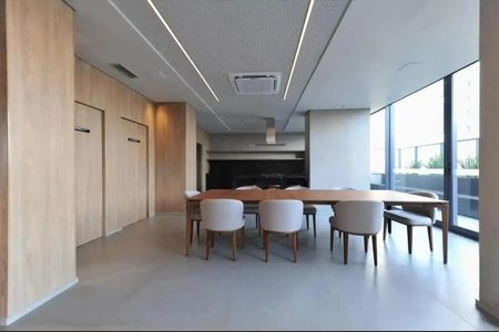 Apartamento para alugar com 76m², 2 quartos e 2 vagas