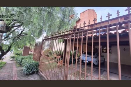 Casa para alugar com 515m², 5 quartos e 4 vagas