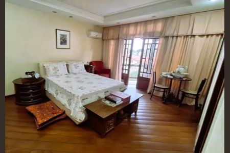 Casa para alugar com 515m², 5 quartos e 4 vagas