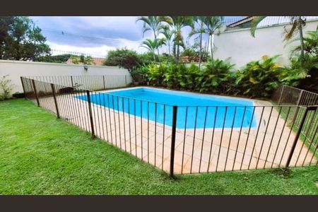 Casa para alugar com 515m², 5 quartos e 4 vagas