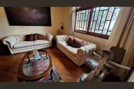 Casa para alugar com 515m², 5 quartos e 4 vagas