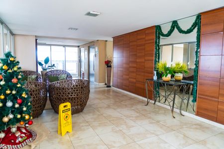 Apartamento para alugar com 69m², 3 quartos e 2 vagasHall social