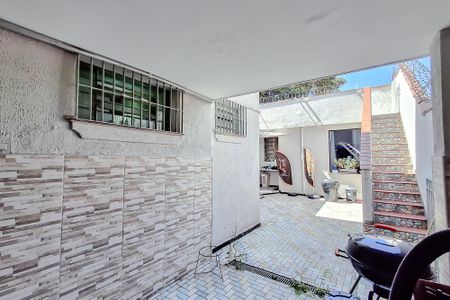 Garagem de casa à venda com 3 quartos, 180m² em Ipiranga, São Paulo