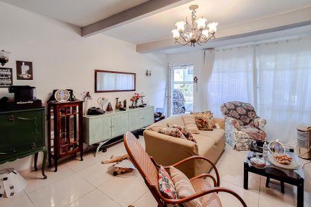 Sala de casa à venda com 3 quartos, 180m² em Ipiranga, São Paulo